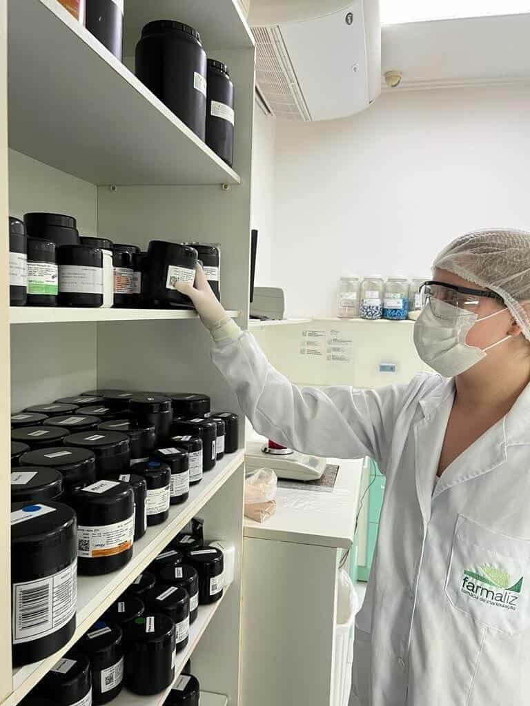 Laboratório - Farmaliz Farmácia de Manipulação
